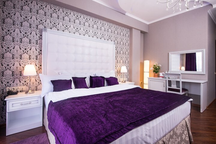 Room 19 of 71