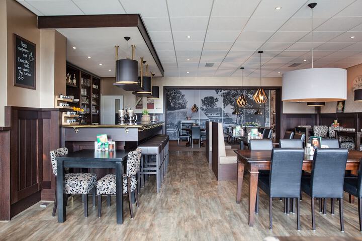 Restaurants