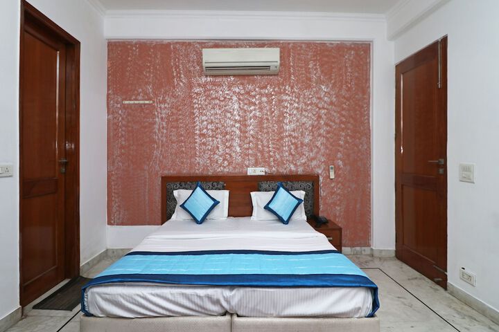 Room 19 of 27