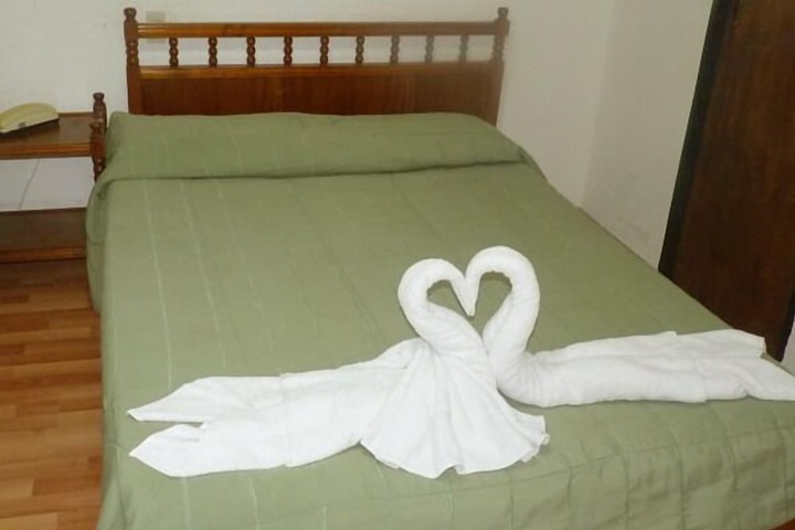 Room 16 of 31