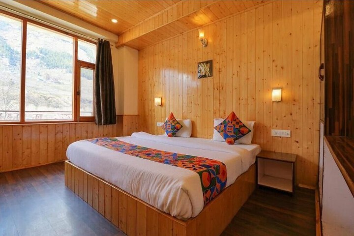 Room 7 of 19