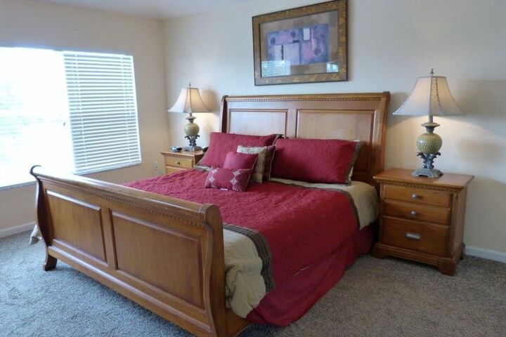 Room 7 of 32