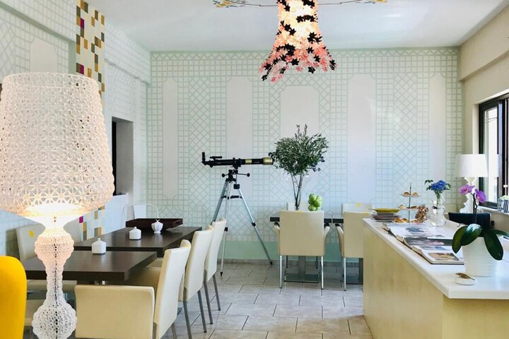 Dining 49 of 58