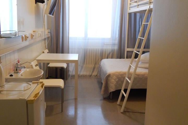 Room 21 of 86