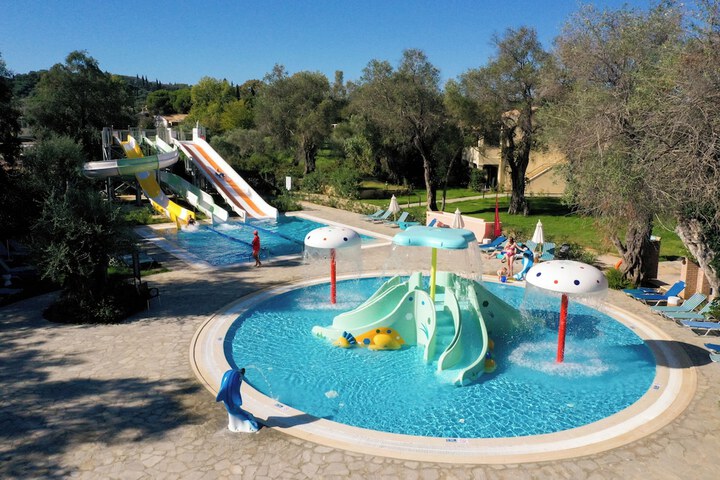 Pool 73 of 108