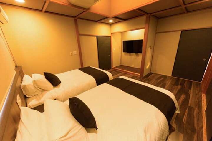 Room 21 of 84