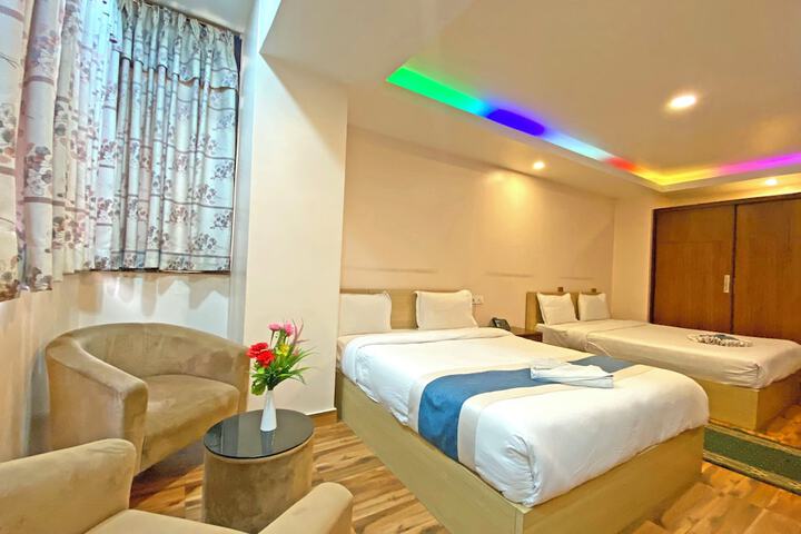 Room 32 of 119