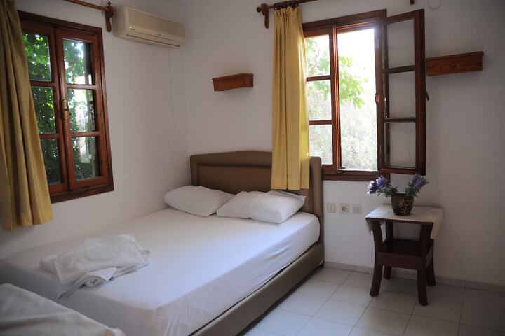 Room 4 of 45