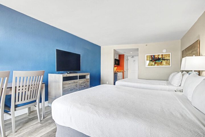 Room 10 of 164