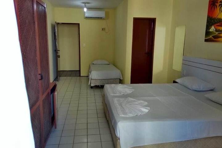 Room 3 of 35