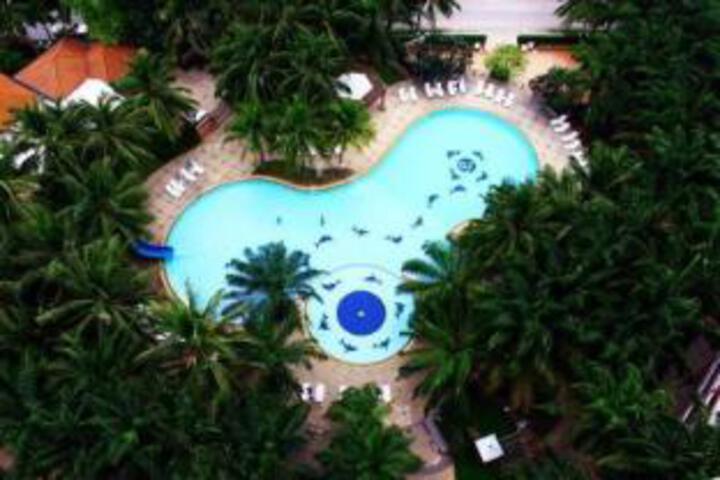 Spring Field Beach Resort