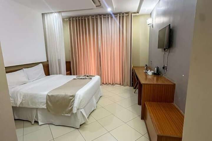 Room 18 of 55
