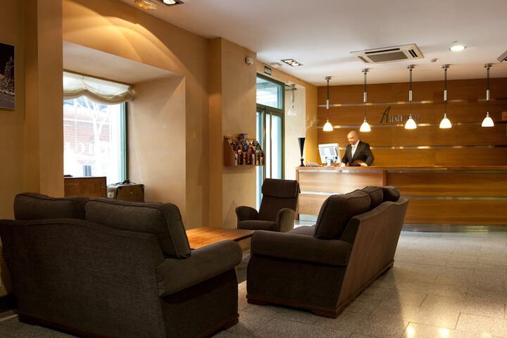 Hotel Interior 5 of 36