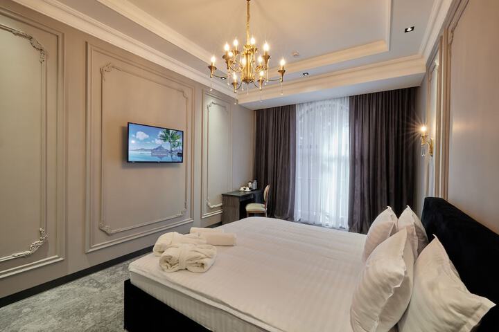 Room 6 of 31
