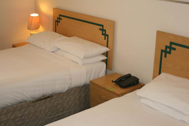 Room 4 of 29