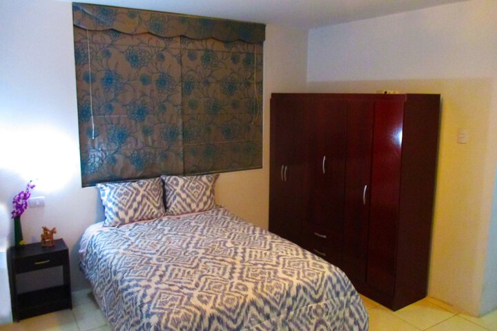 Room 28 of 61