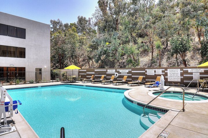 Hotel with Pool