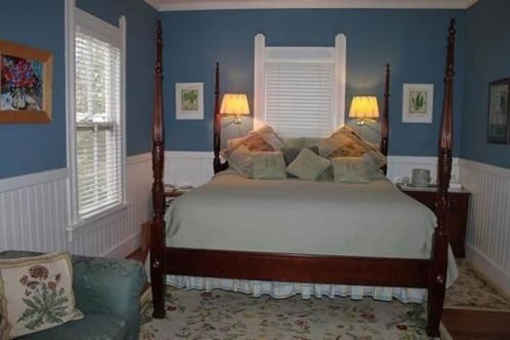 Room 4 of 26
