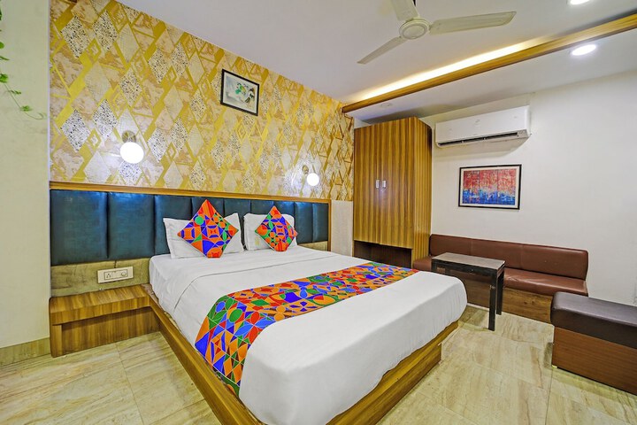 Room 8 of 29