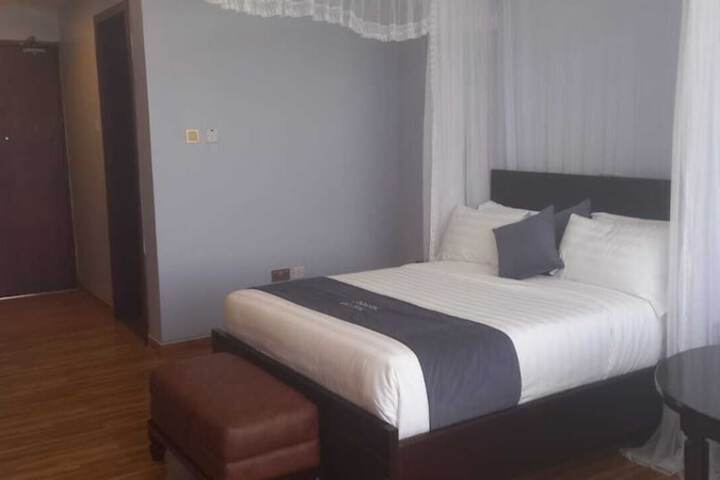 Room 28 of 150