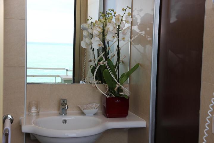 Clean Restrooms