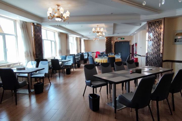 YangGuang Hotel