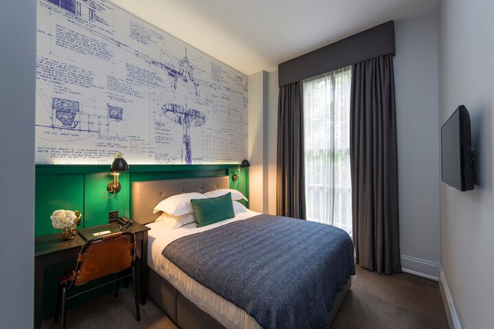 Room 35 of 107