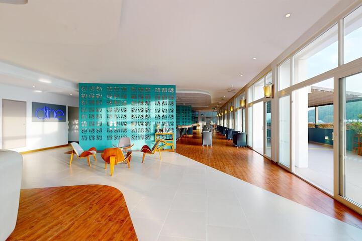 Lobby Photos