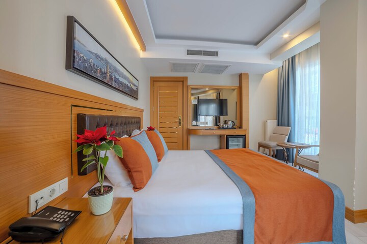 Room 42 of 66
