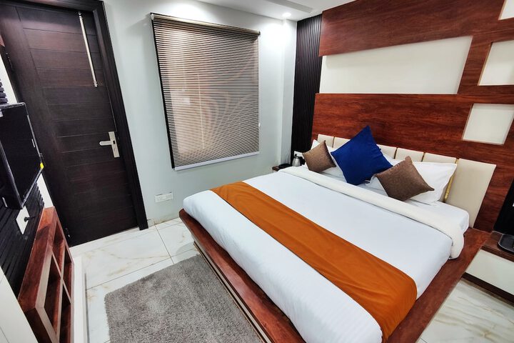 Room 18 of 63