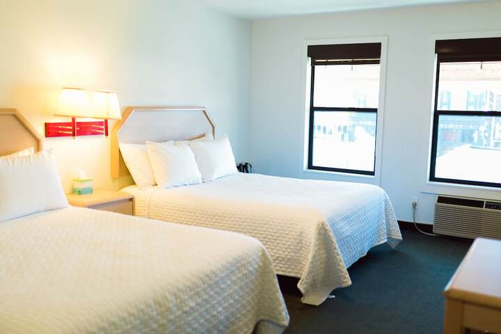 Room 8 of 42