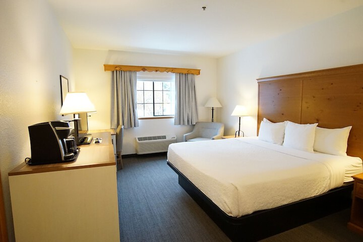 Room 38 of 150