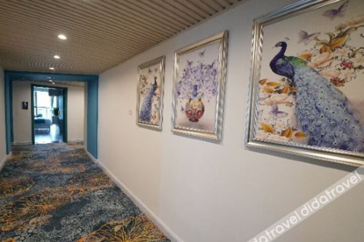 Hotel Interior 5 of 16