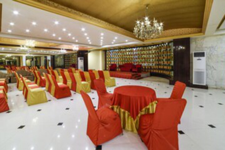 Ballroom/Hall 2 of 38