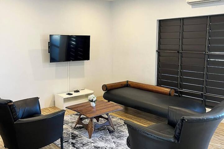 Room 11 of 21