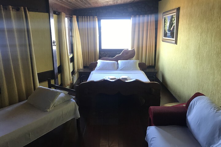 Room 2 of 42