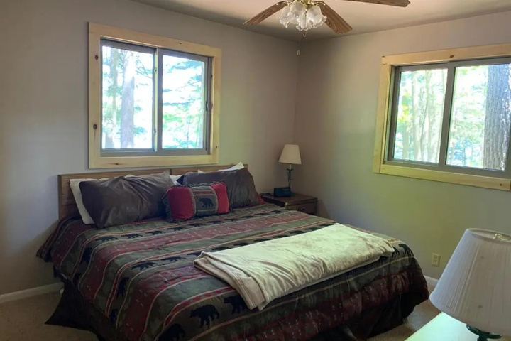 Room 4 of 15