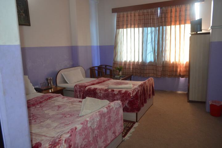 Room 6 of 26