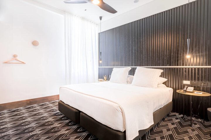 Room 54 of 79