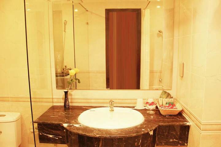 Bath Interior