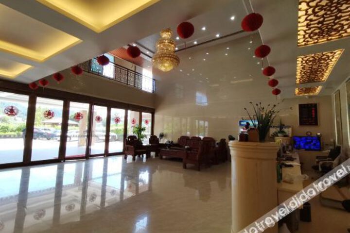 Hotel Interior 11 of 29