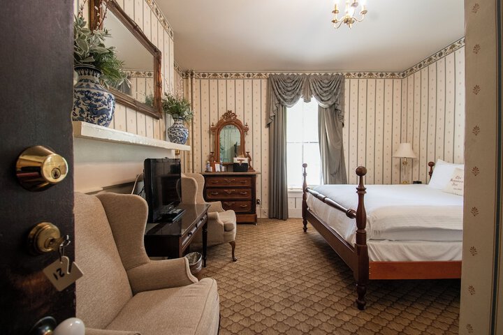 Room 27 of 75