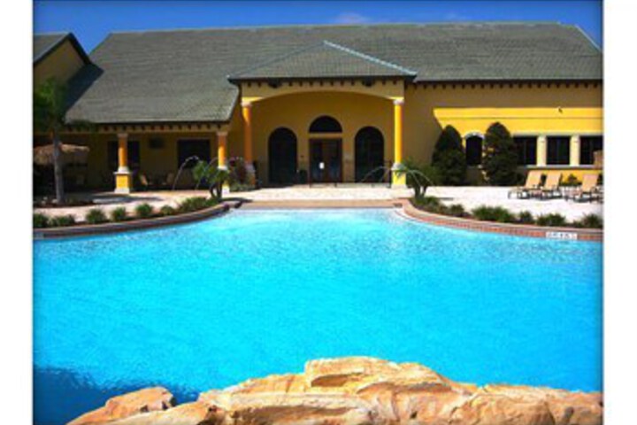 Pool 36 of 38