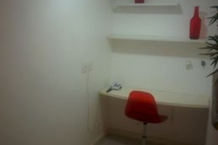 Room 7 of 10