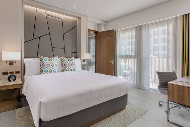 Room 5 of 30