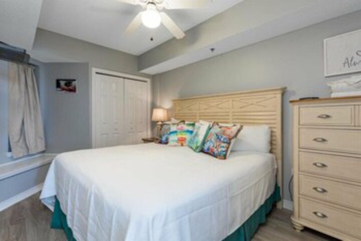 Room 165 of 169