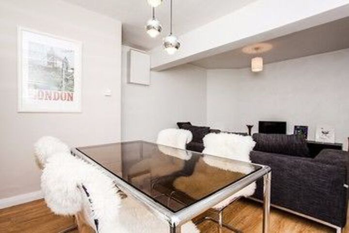 Room 20 of 23