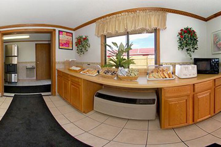 Breakfast/Coffee Service 5 of 8