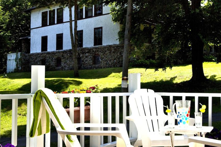 Terrace/Patio 17 of 33