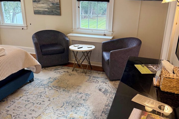 Room 11 of 65